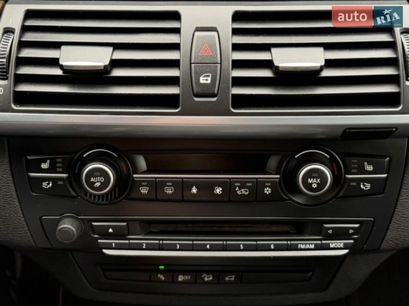 Внедорожник / Кроссовер BMW X5 2011 в Ровно