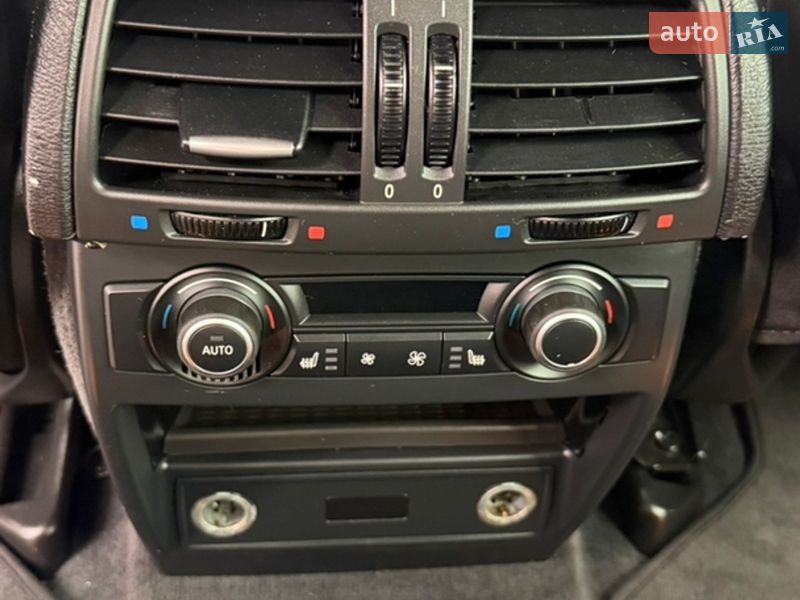 Внедорожник / Кроссовер BMW X5 2011 в Ровно