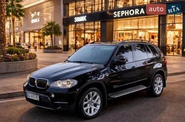 Внедорожник / Кроссовер BMW X5 2010 в Бобринце