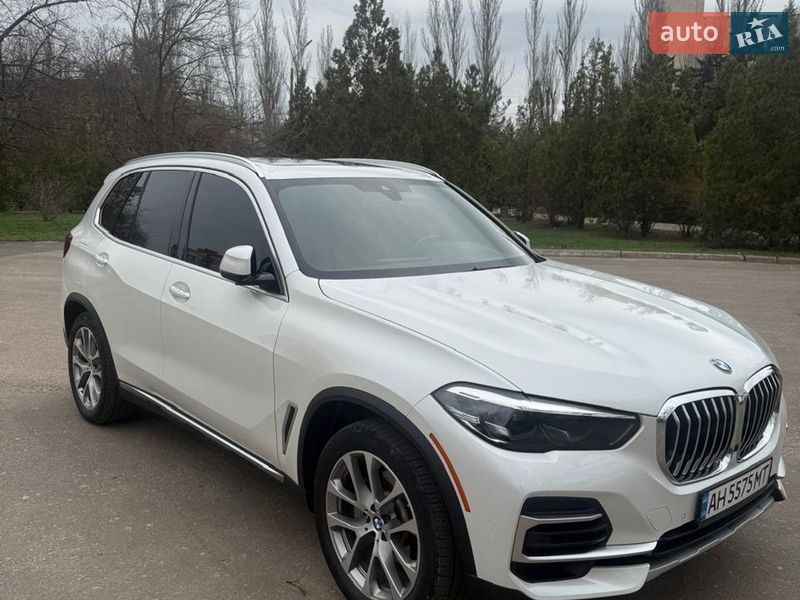 Внедорожник / Кроссовер BMW X5 2022 в Славянске