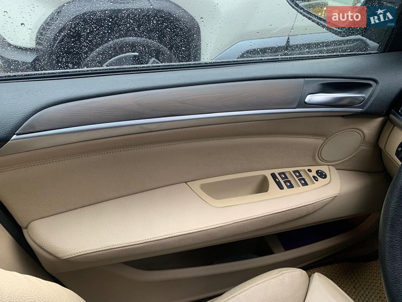 Внедорожник / Кроссовер BMW X5 2007 в Одессе