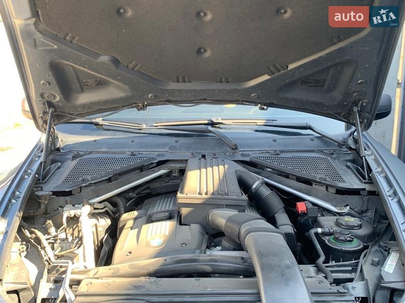 Внедорожник / Кроссовер BMW X5 2007 в Одессе