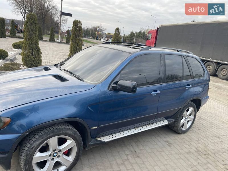 Внедорожник / Кроссовер BMW X5 2002 в Черновцах
