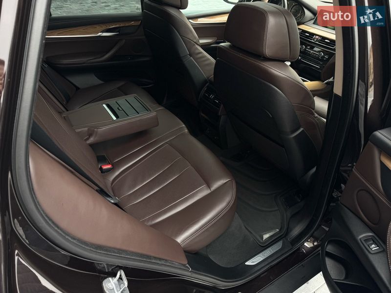 Позашляховик / Кросовер BMW X5 2015 в Дрогобичі