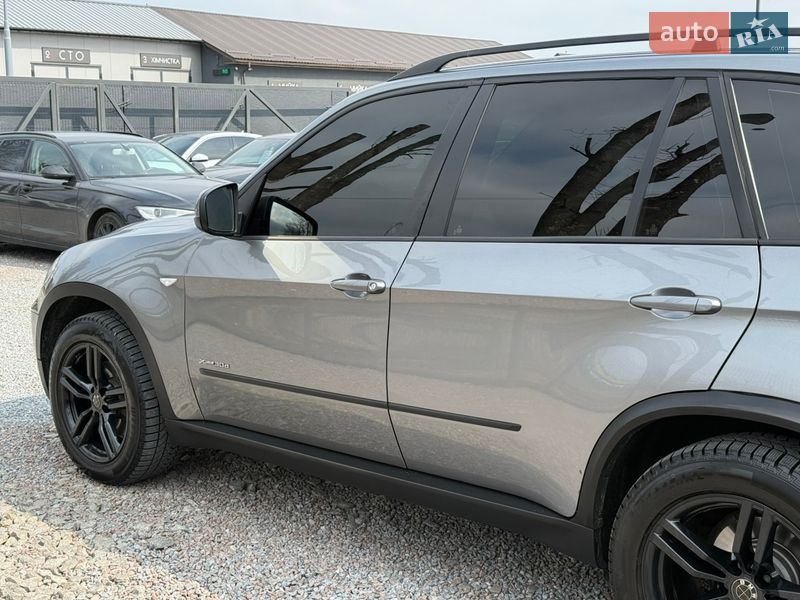 Внедорожник / Кроссовер BMW X5 2010 в Стрые