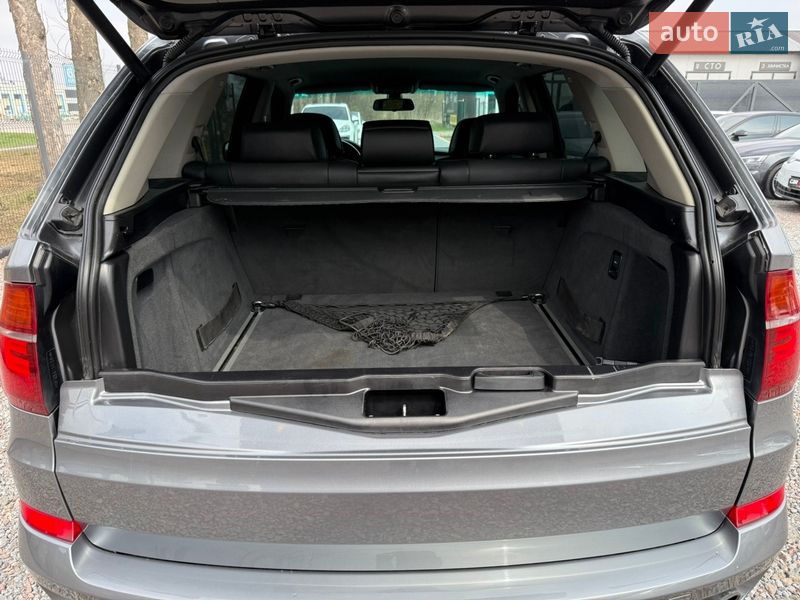 Внедорожник / Кроссовер BMW X5 2010 в Стрые