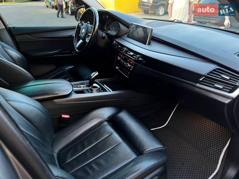 Внедорожник / Кроссовер BMW X5 2014 в Новояворовске