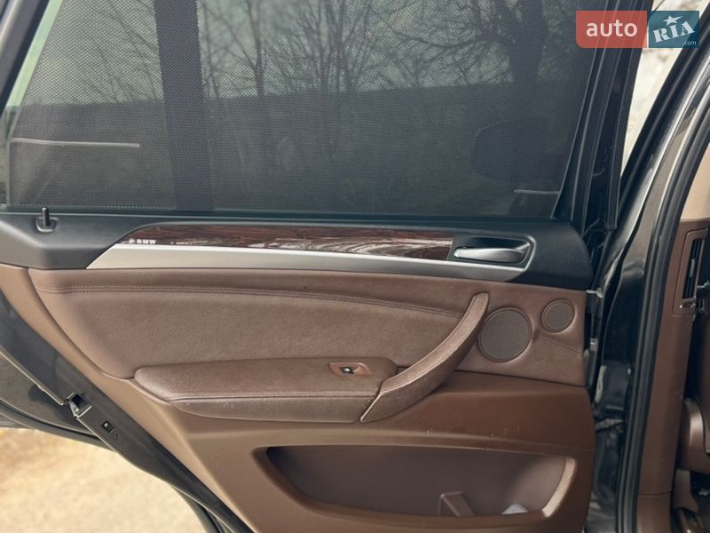 Внедорожник / Кроссовер BMW X5 2011 в Львове