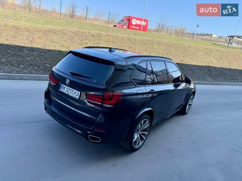 Внедорожник / Кроссовер BMW X5 2014 в Ровно