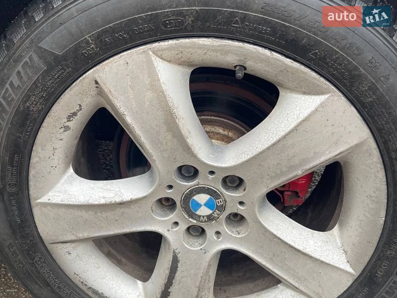 Внедорожник / Кроссовер BMW X5 2002 в Черновцах