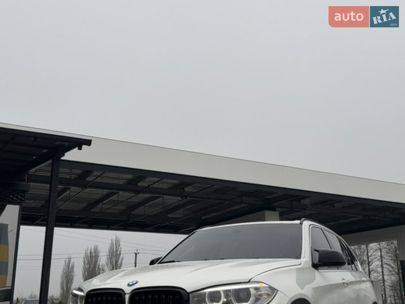 Позашляховик / Кросовер BMW X5 2015 в Києві