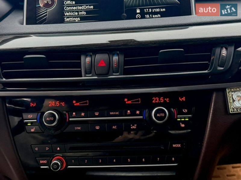 Позашляховик / Кросовер BMW X5 2015 в Києві