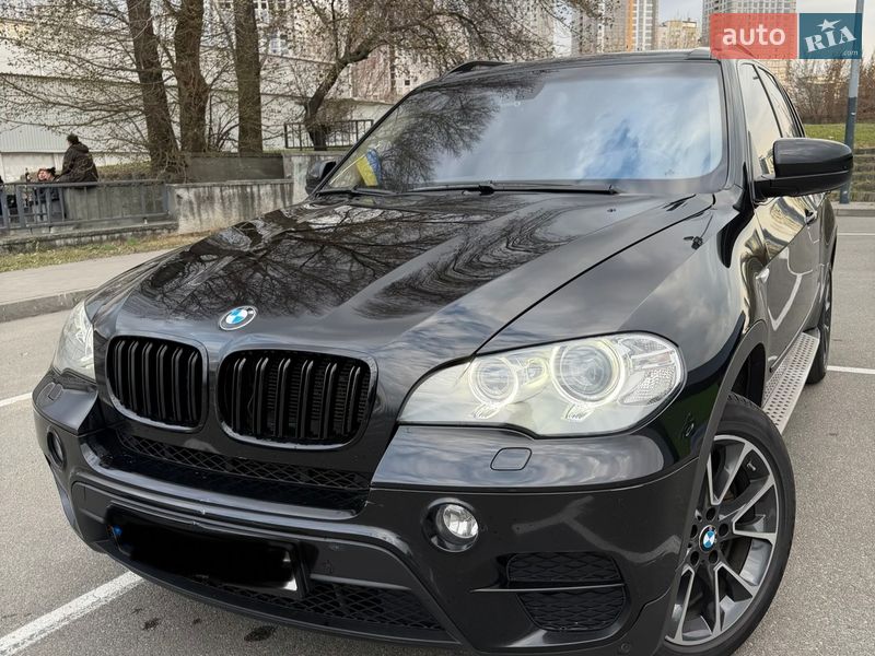 Внедорожник / Кроссовер BMW X5 2011 в Киеве