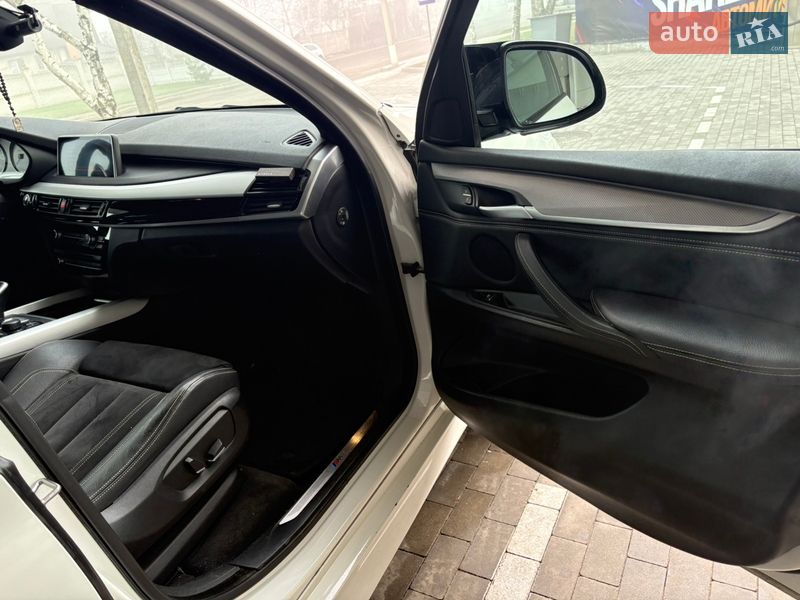 Внедорожник / Кроссовер BMW X5 2015 в Кременчуге