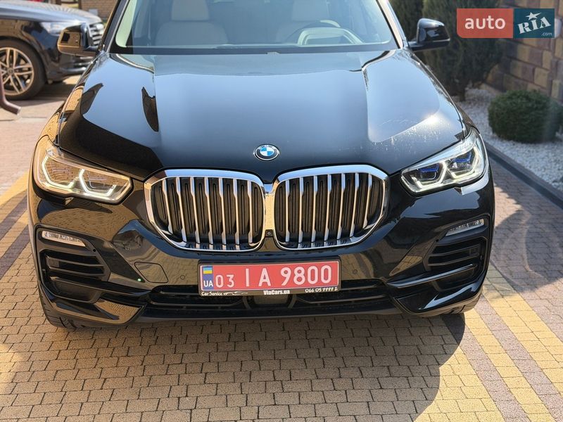 Позашляховик / Кросовер BMW X5 2021 в Луцьку