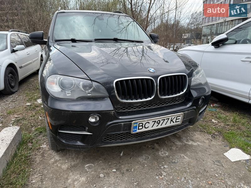 BMW X5 2011