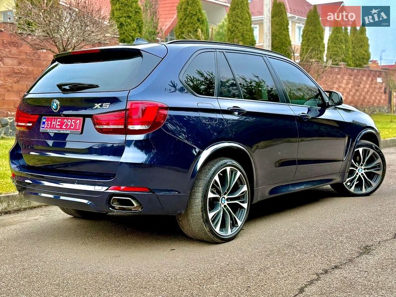 Позашляховик / Кросовер BMW X5 2015 в Рівному