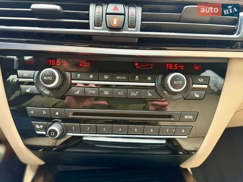 Позашляховик / Кросовер BMW X5 2015 в Рівному