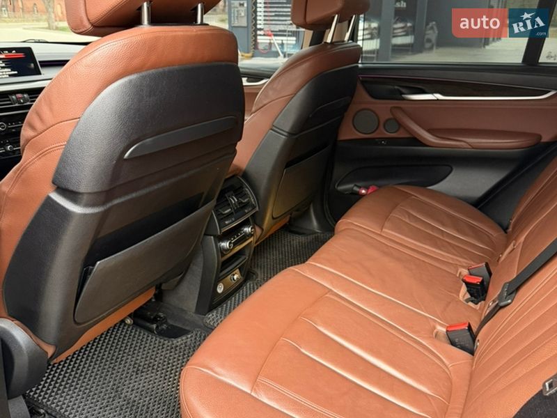 Позашляховик / Кросовер BMW X5 2015 в Львові фото 29 Позашляховик / Кросовер BMW X5 2015 в Львові