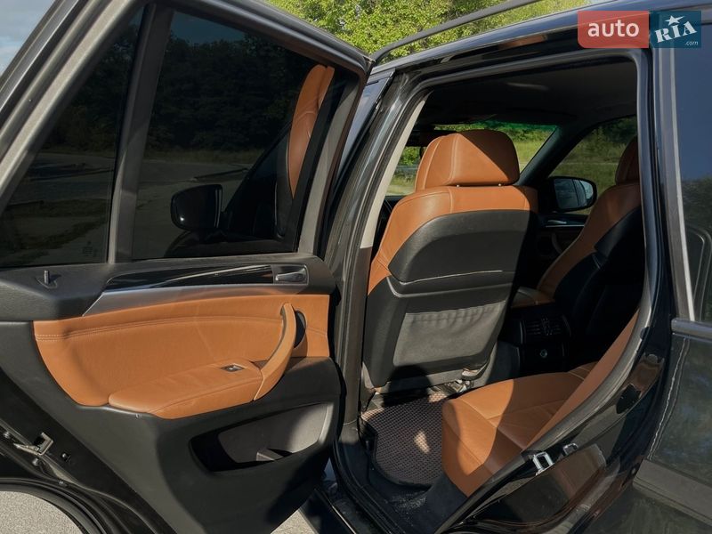 Позашляховик / Кросовер BMW X5 2008 в Дніпрі