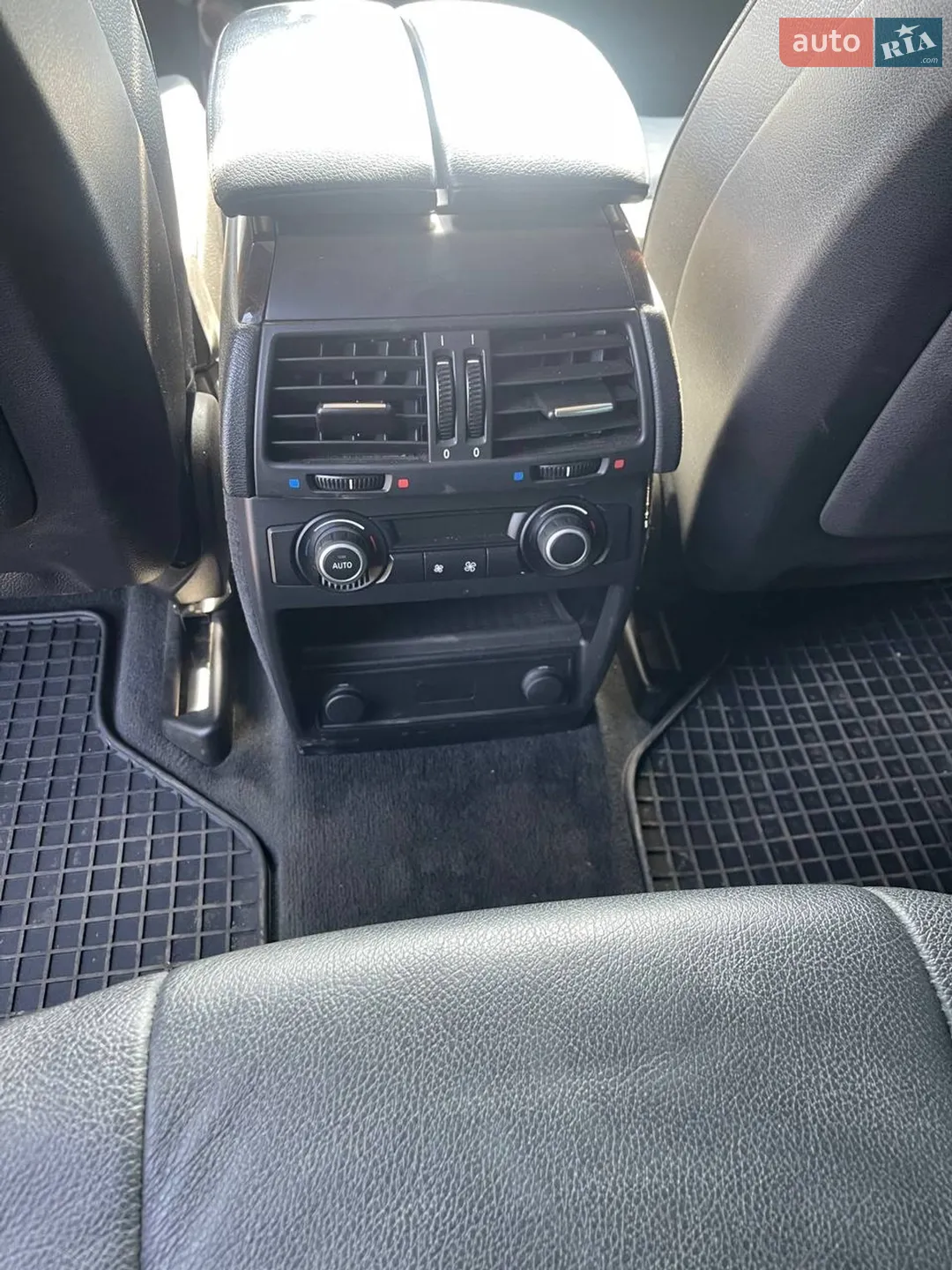 2011 BMW X5 - мініатюра 9