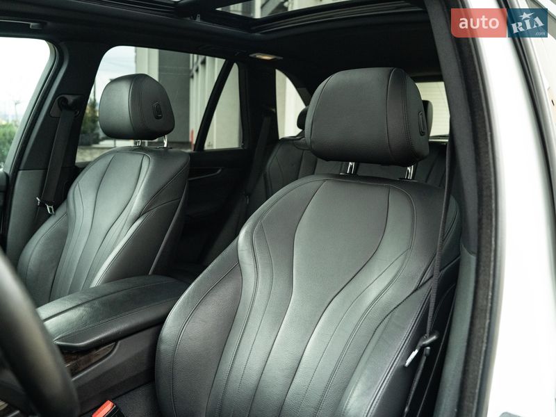 Внедорожник / Кроссовер BMW X5 2015 в Черновцах