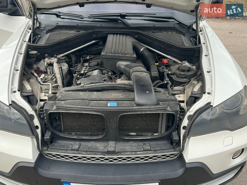 Позашляховик / Кросовер BMW X5 2008 в Кропивницькому