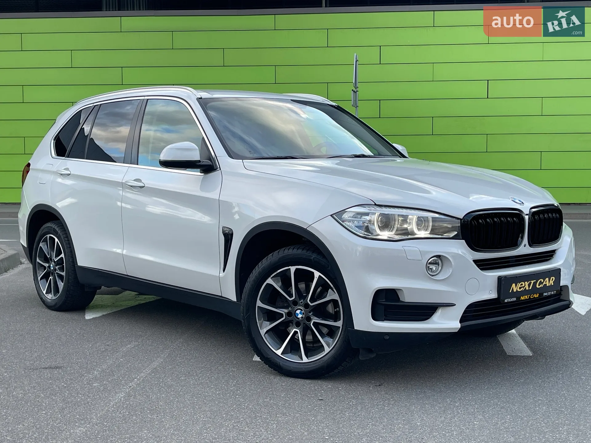 2017 BMW X5 - мініатюра 4