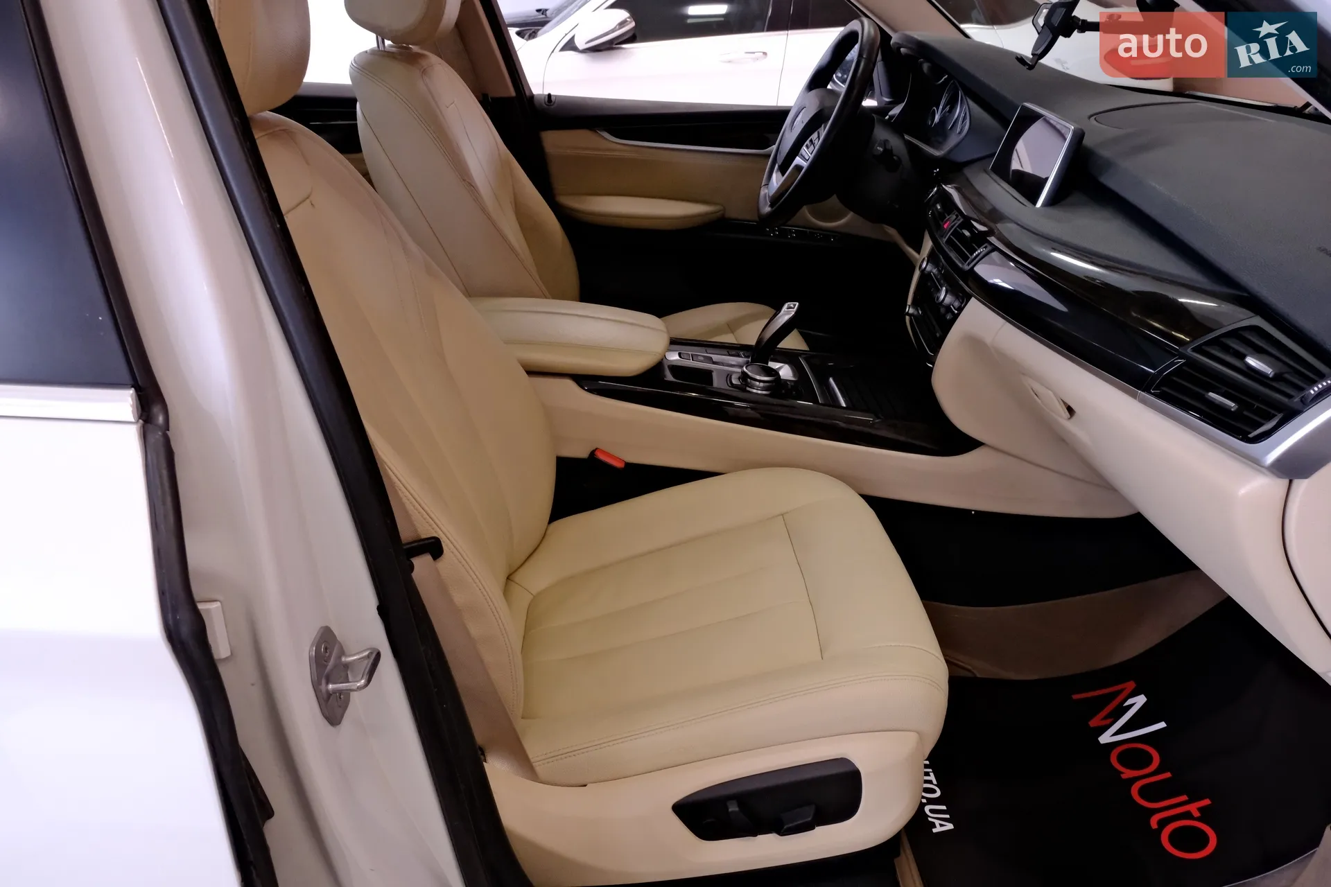 2015 BMW X5 - мініатюра 39