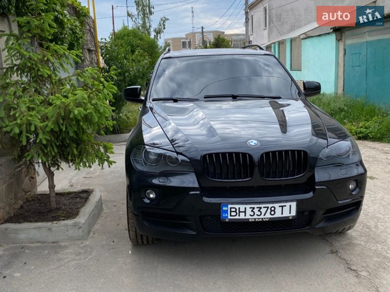 Внедорожник / Кроссовер BMW X5 2010 в Одессе