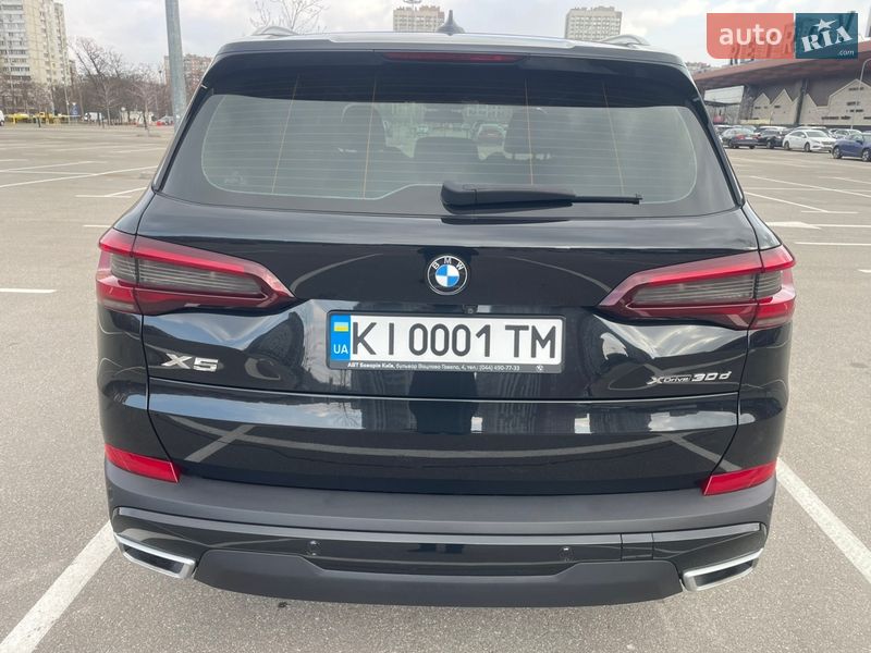 Внедорожник / Кроссовер BMW X5 2022 в Киеве