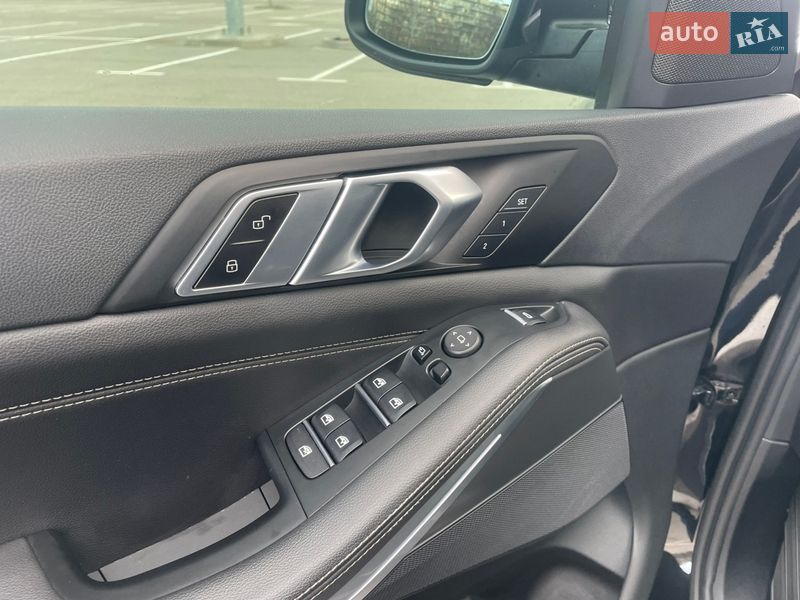 Внедорожник / Кроссовер BMW X5 2022 в Киеве