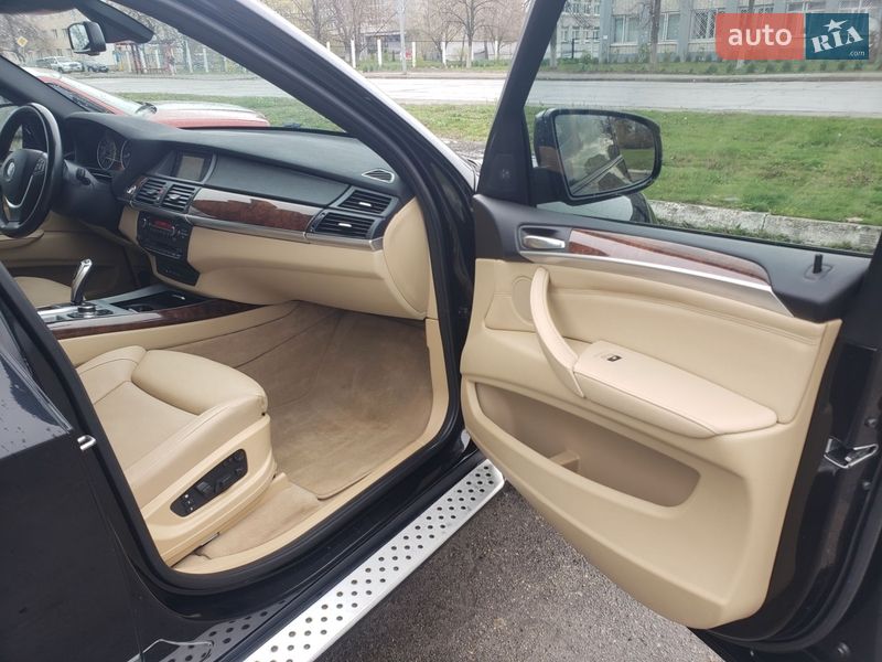 Позашляховик / Кросовер BMW X5 2012 в Києві фото 29 Позашляховик / Кросовер BMW X5 2012 в Києві