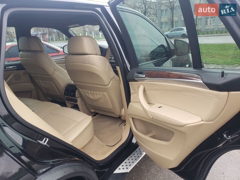 Позашляховик / Кросовер BMW X5 2012 в Києві фото 33 Позашляховик / Кросовер BMW X5 2012 в Києві