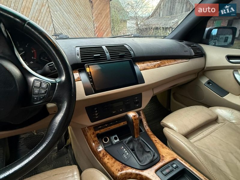 Внедорожник / Кроссовер BMW X5 2004 в Костополе