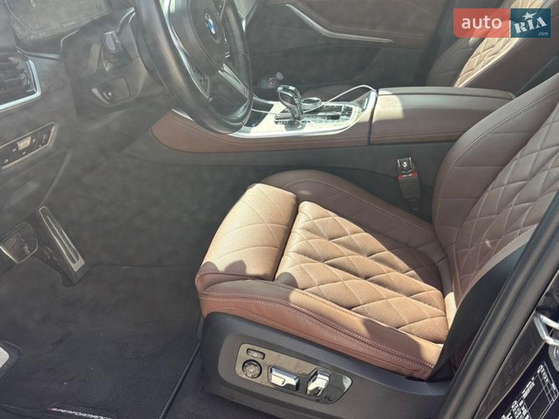 Внедорожник / Кроссовер BMW X5 2022 в Хмельницком