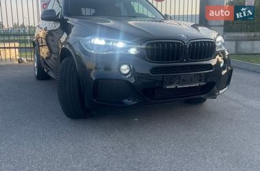 Позашляховик / Кросовер BMW X5 2015 в Києві