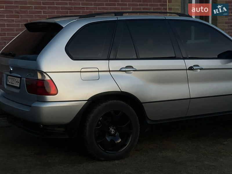 Позашляховик / Кросовер BMW X5 2004 в Березному