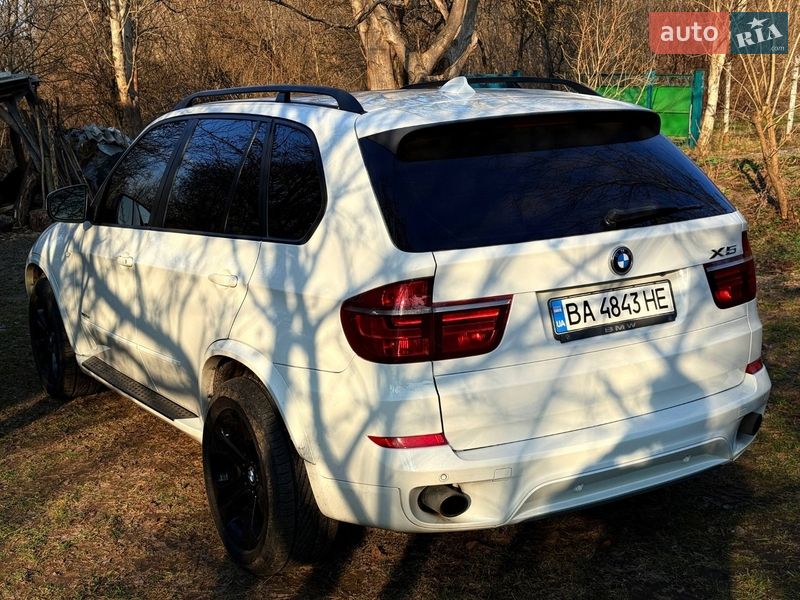 Внедорожник / Кроссовер BMW X5 2012 в Киеве фото 3 Внедорожник / Кроссовер BMW X5 2012 в Киеве