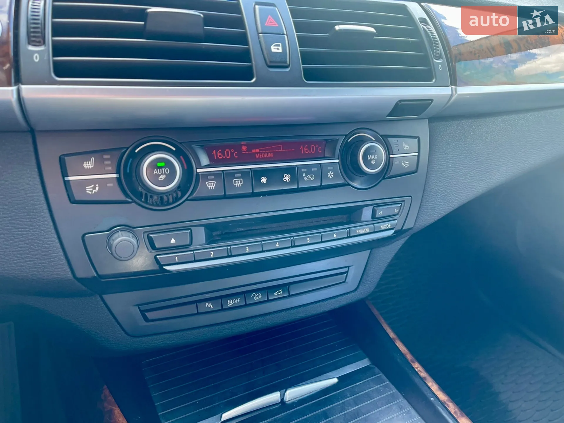2012 BMW X5 - мініатюра 10