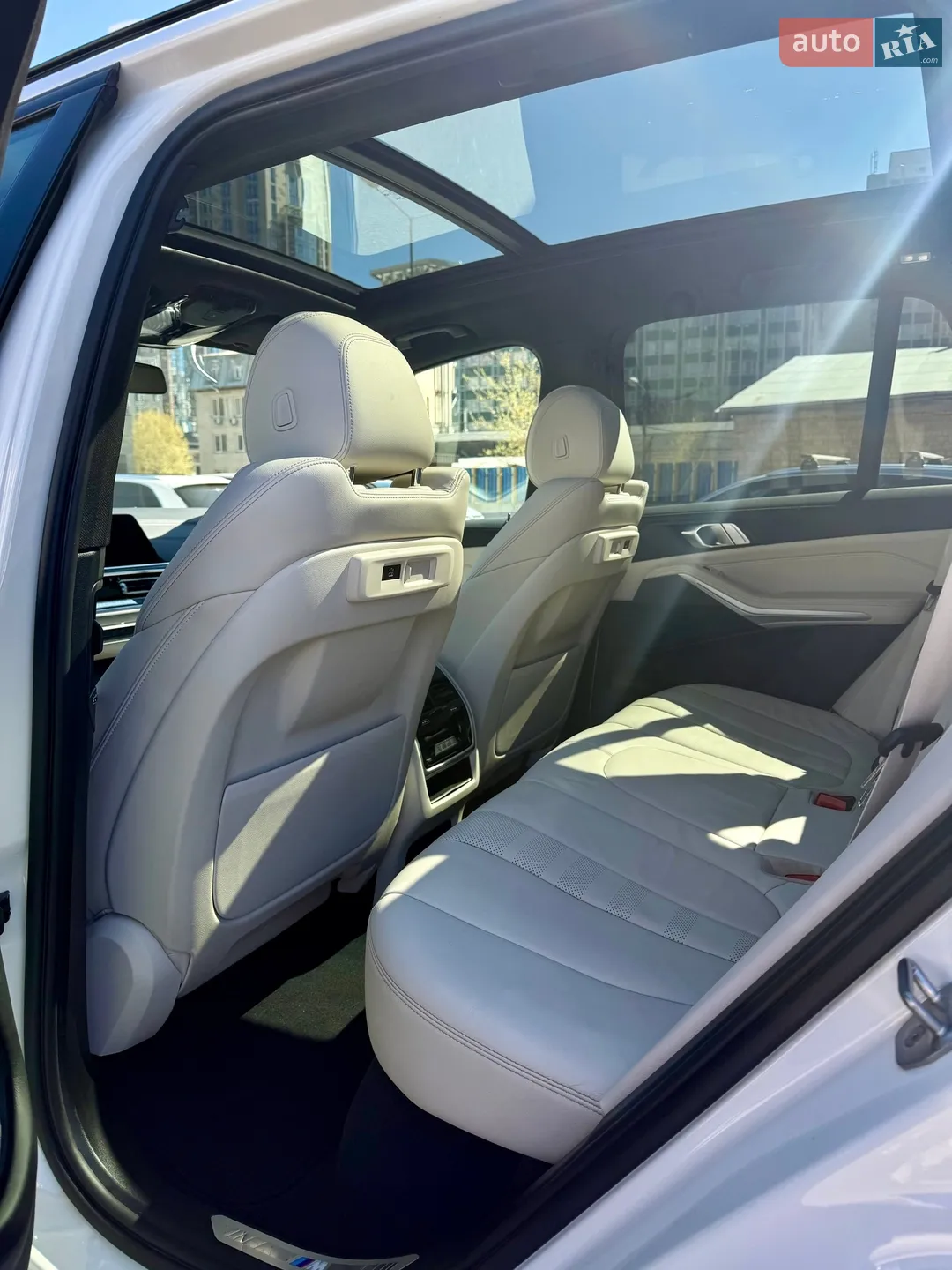 2022 BMW X5 - мініатюра 17