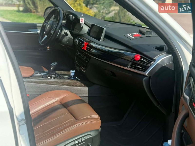 Внедорожник / Кроссовер BMW X5 2014 в Софиевской Борщаговке