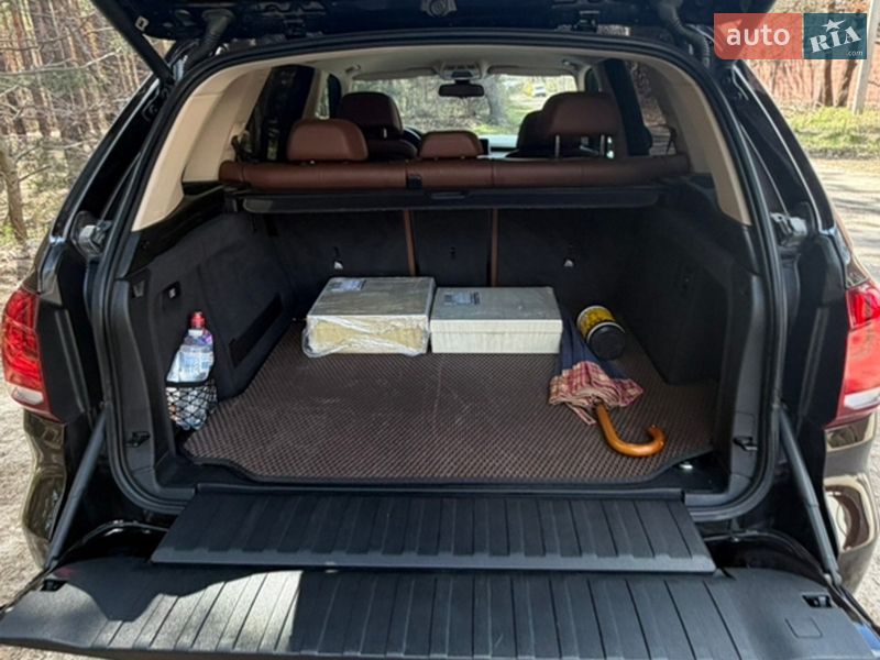 Внедорожник / Кроссовер BMW X5 2016 в Киеве