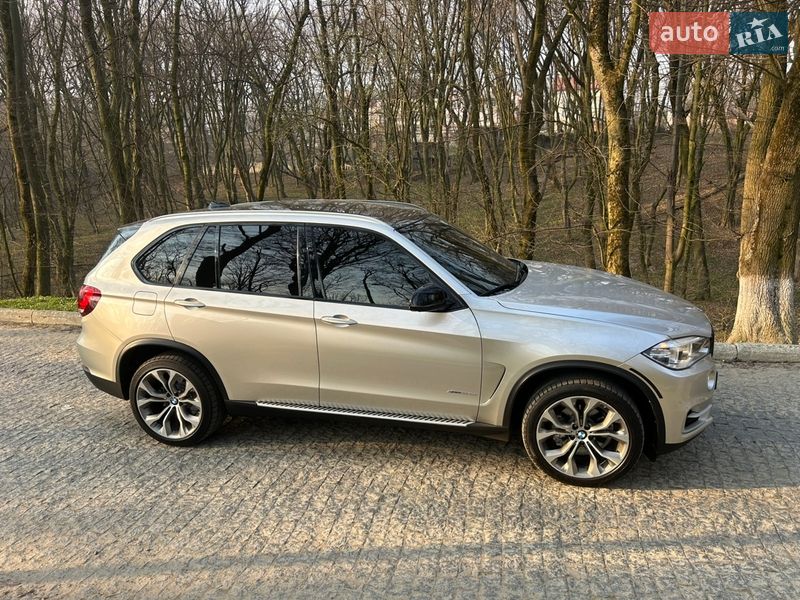 Позашляховик / Кросовер BMW X5 2014 в Чернівцях