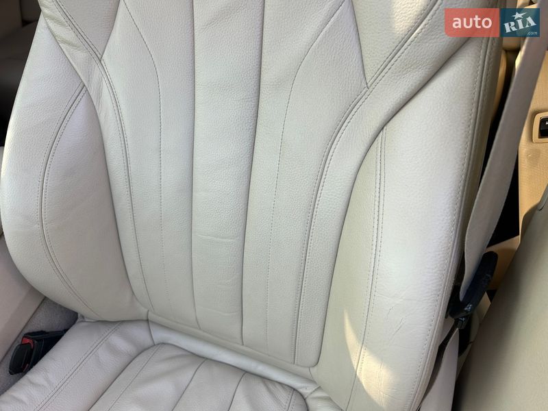 Позашляховик / Кросовер BMW X5 2014 в Чернівцях