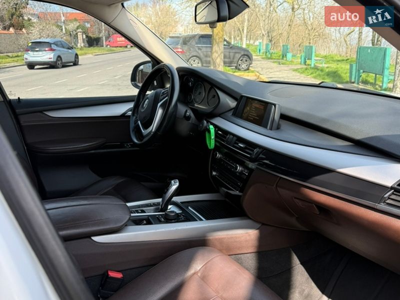 Позашляховик / Кросовер BMW X5 2015 в Одесі фото 7 Позашляховик / Кросовер BMW X5 2015 в Одесі