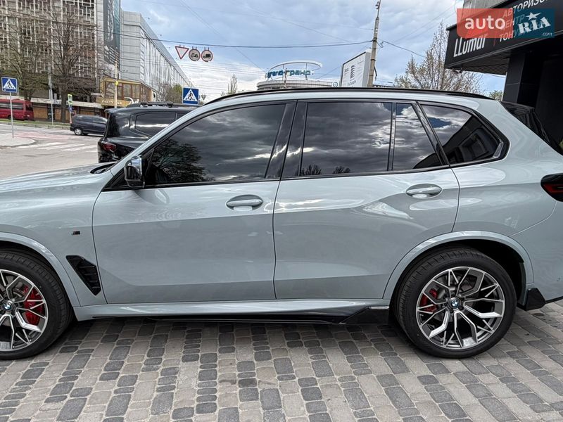 Внедорожник / Кроссовер BMW X5 2023 в Запорожье