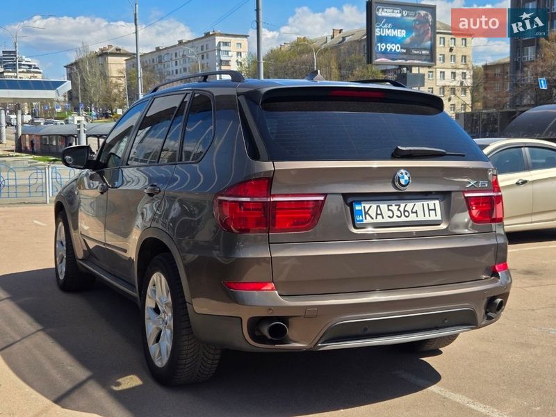 Позашляховик / Кросовер BMW X5 2011 в Києві
