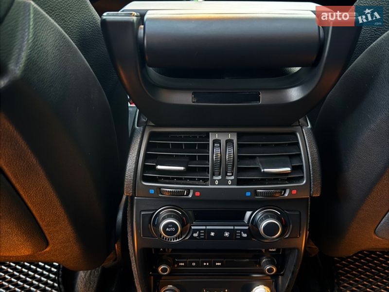 Позашляховик / Кросовер BMW X5 2012 в Одесі фото 26 Позашляховик / Кросовер BMW X5 2012 в Одесі