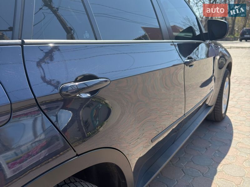Внедорожник / Кроссовер BMW X5 2009 в Хмельницком